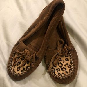 Minnetonka Leopard Kilty Moccasins